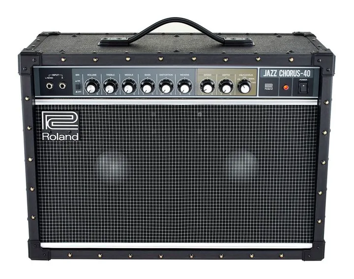 Roland JC-40, bild 2